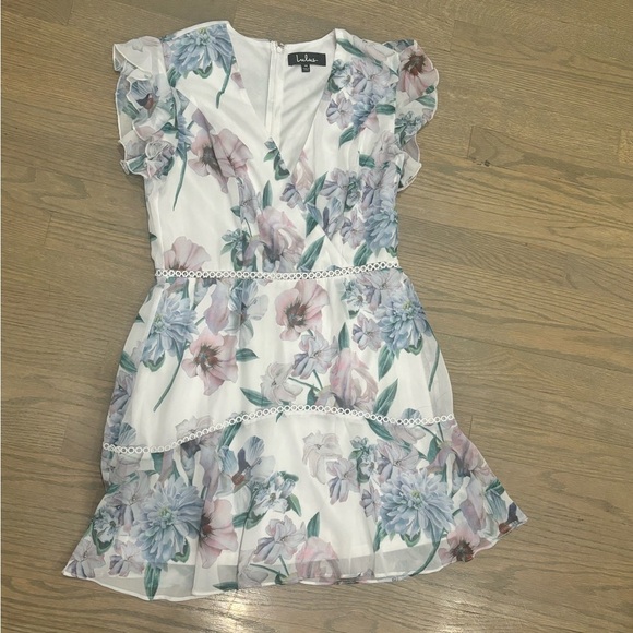 Lulus Art of Love White Multi Floral Print Ruffled Mini Dress Womens size m - Picture 3 of 8
